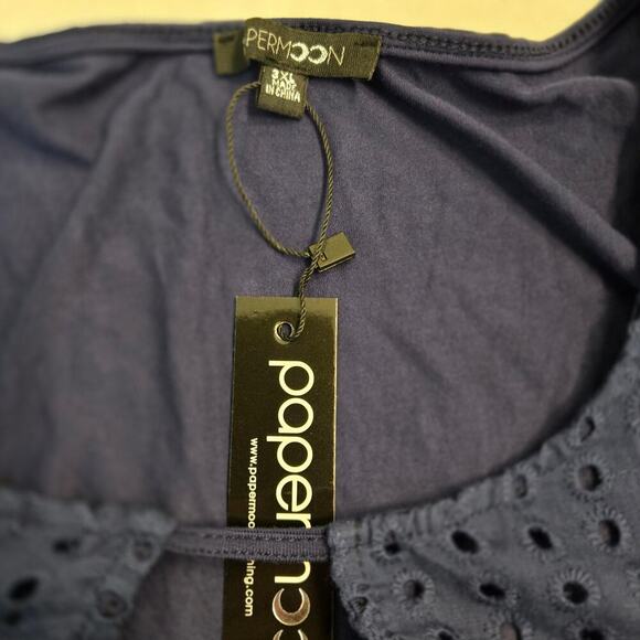 Papermoon Eyelet detail keyhole blue flowy Office church work wear Stitch Fix - Picture 5 of 7